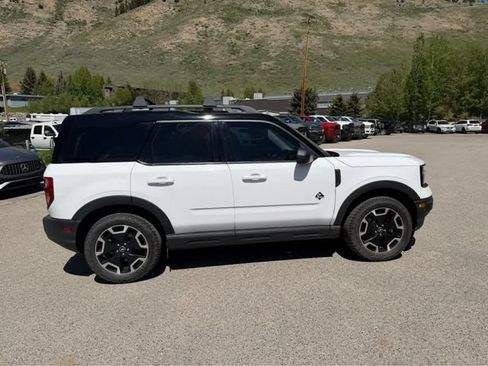 Used 2022 Ford Bronco Sport Outer Banks w/ Tech Package AWD/4WD image 8