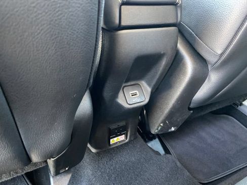 Used 2021 Jeep Renegade Limited AWD/4WD image 20