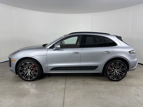 Certified 2026 Porsche Macan GTS AWD/4WD image 2