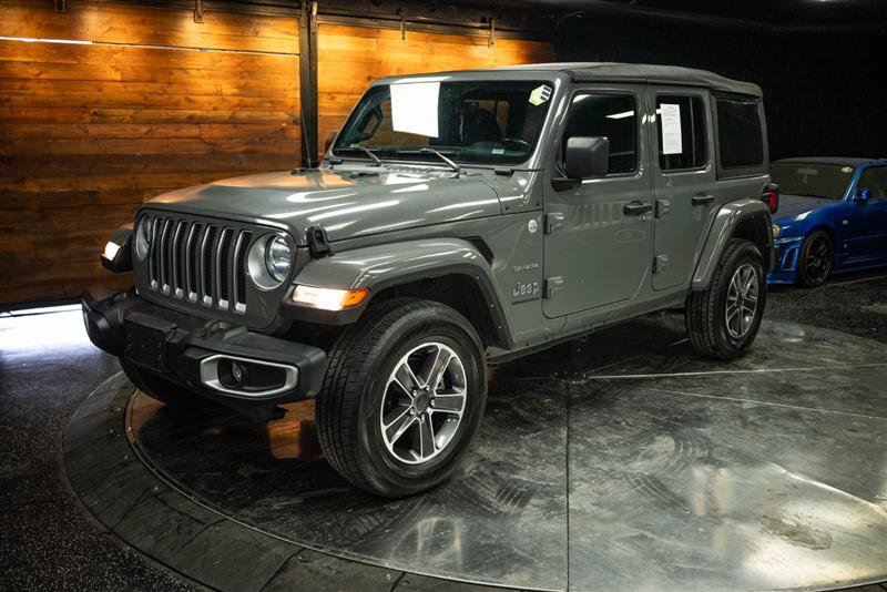 Used 2023 Jeep Wrangler Unlimited Sahara w/ Cold Weather Group AWD/4WD image 2