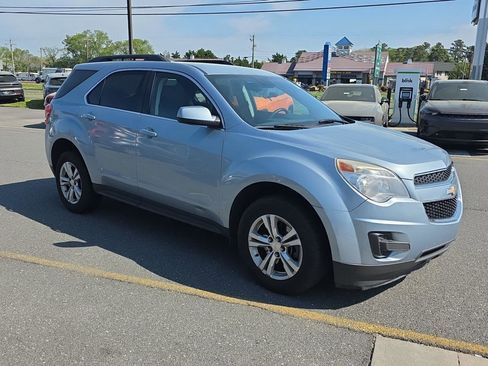 Used 2014 Chevrolet Equinox LT w/ Driver Convenience Package image 3