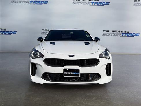 Used 2020 Kia Stinger GT-Line image 2