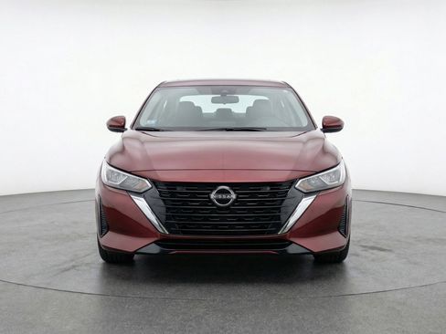 Used 2025 Nissan Sentra SV FWD image 2