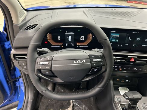 New 2026 Kia Sportage EX w/ EX Panorama Roof Package image 13