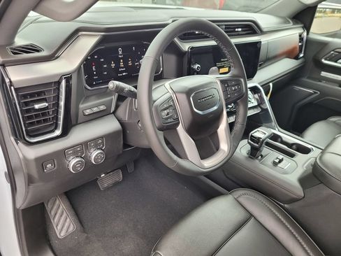 New 2026 GMC Sierra 1500 Denali w/ Denali Reserve Package AWD/4WD image 11