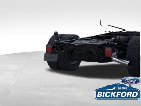 New 2025 Ford F550 XL image 21