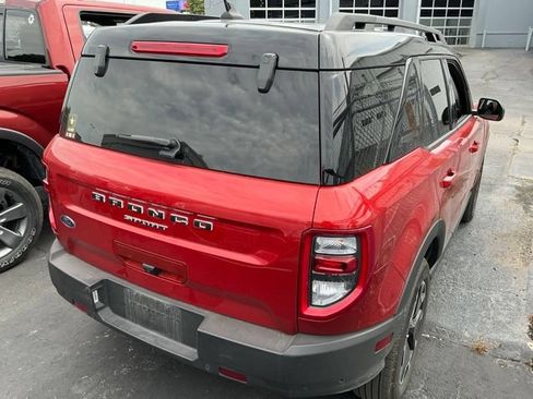 Used 2024 Ford Bronco Sport Outer Banks w/ Tech Package AWD/4WD image 8