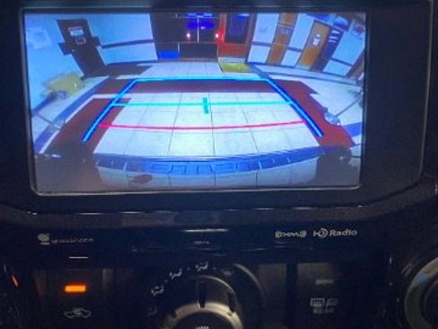 Used 2019 Toyota 4Runner TRD Off-Road image 12