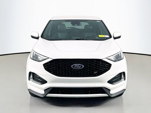 Used 2022 Ford Edge ST image 2