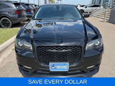 Used 2023 Chrysler 300 Touring L RWD image 2