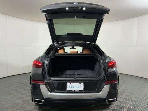 Certified 2022 BMW X6 xDrive40i w/ Premium Package image 28