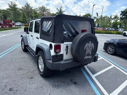 Used 2008 Jeep Wrangler Unlimited X RWD image 10