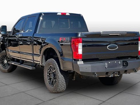 Used 2019 Ford F250 Lariat w/ Lariat Ultimate Package AWD/4WD image 12