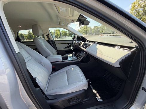 Used 2020 Land Rover Range Rover Evoque SE AWD/4WD image 15