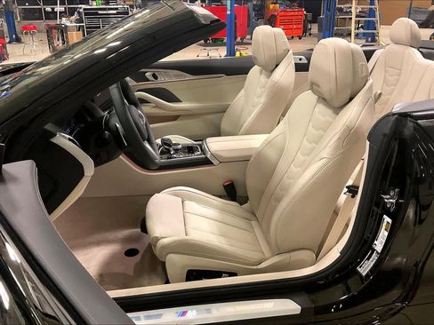New 2026 BMW 840i Convertible w/ Comfort Seating Package image 9