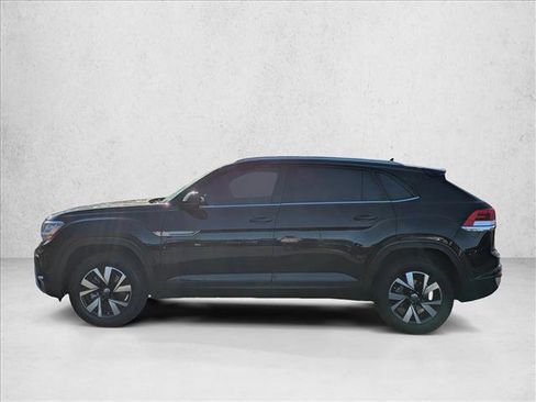 Used 2022 Volkswagen Atlas Cross Sport SE image 9
