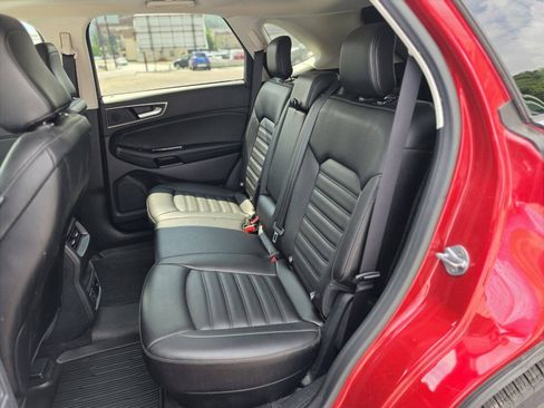 Used 2020 Ford Edge SEL w/ Convenience Package AWD/4WD image 17