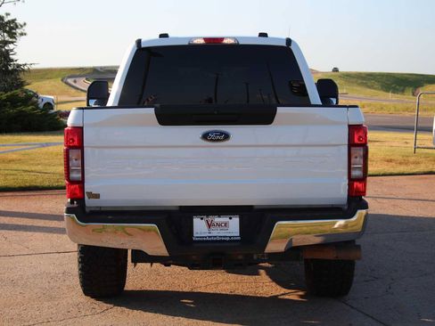 Used 2021 Ford F250 XLT w/ FX4 Off-Road Package AWD/4WD image 10