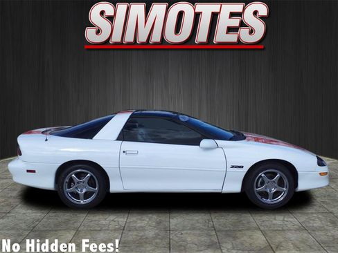 Used 1997 Chevrolet Camaro Z28 w/ Preferred Equipment Group 2 image 2