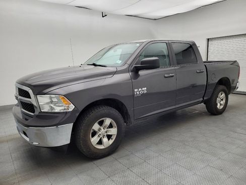 Used 2021 RAM 1500 Classic SLT AWD/4WD image 2