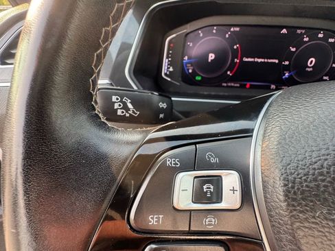 Used 2019 Volkswagen Tiguan SEL Premium R-Line image 15
