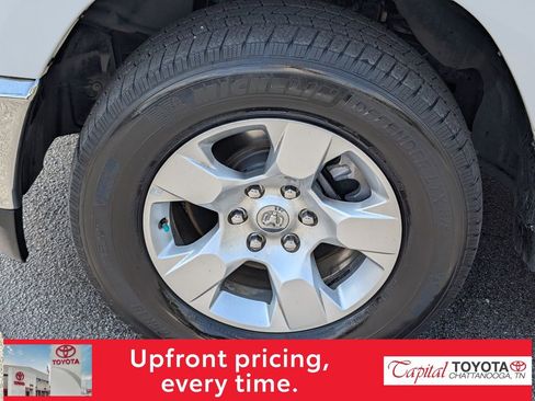 Used 2020 RAM 1500 Big Horn RWD image 25