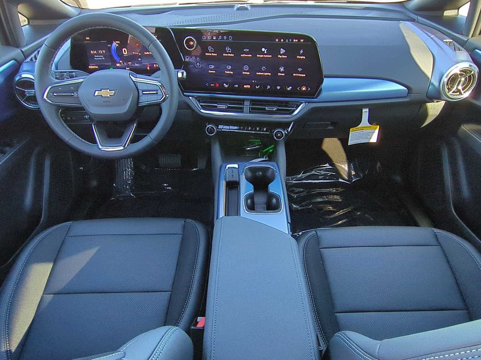 New 2026 Chevrolet Equinox EV LT AWD/4WD image 13