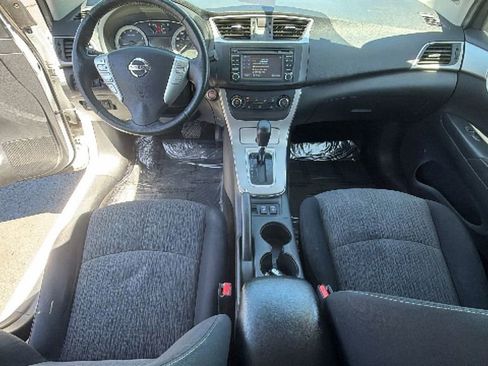 Used 2015 Nissan Sentra SV w/ Style Package FWD image 26