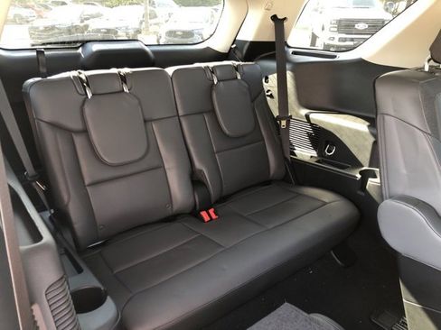 New 2025 Ford Explorer Active w/ Active Comfort Package image 25