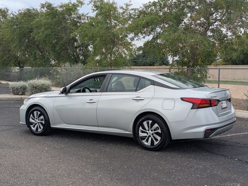 Certified 2023 Nissan Altima 2.5 S image 4