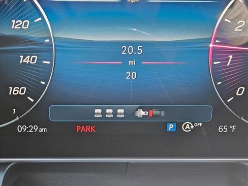 Certified 2026 Mercedes-Benz GLC 300 4MATIC image 11