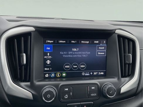 Used 2022 GMC Terrain SLT image 28