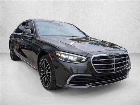 Certified 2024 Mercedes-Benz S 580 4MATIC Sedan image 3