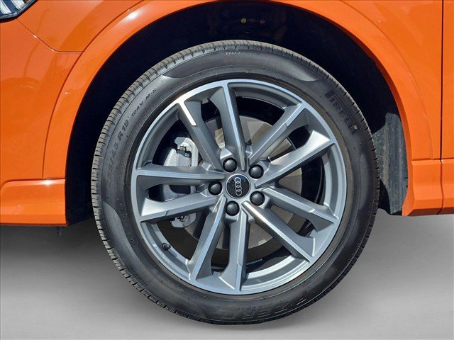 Used 2024 Audi Q3 2.0T Premium Plus w/ Premium Plus Package AWD/4WD image 28