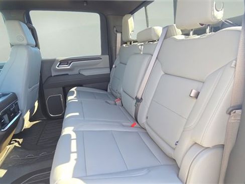 New 2026 GMC Sierra 2500 SLT w/ SLT Premium Package image 26