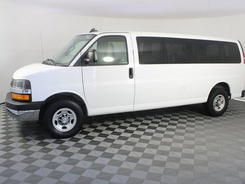 Used 2016 Chevrolet Express 3500 LT w/ LT Preferred Equipment Group image 2