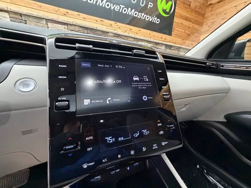 Used 2023 Hyundai Tucson SEL w/ Convenience Package image 17