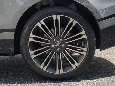 New 2026 Land Rover Range Rover Velar Dynamic SE AWD/4WD image 14