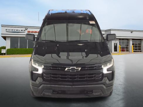 Used 2024 Chevrolet Silverado 1500 RST w/ Convenience Package II AWD/4WD image 3