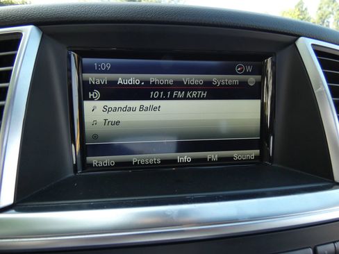 Used 2015 Mercedes-Benz ML 350 4MATIC image 70