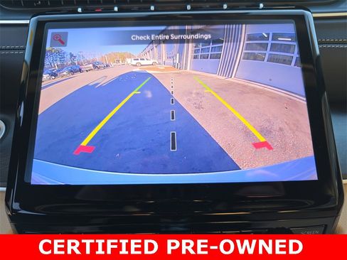 Used 2025 Jeep Grand Cherokee Limited w/ Black Appearance Package image 24