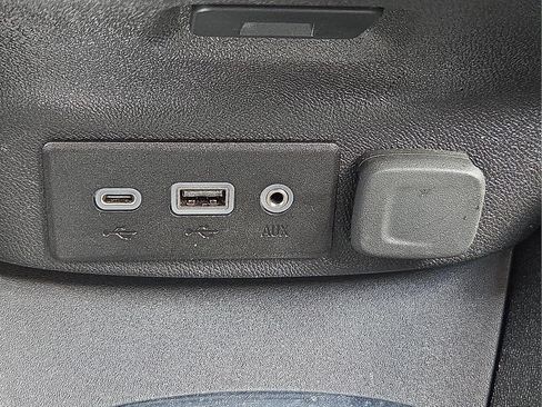 Used 2024 Chevrolet Malibu LT image 17