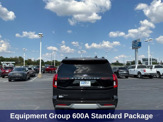 Used 2026 Ford Expedition Platinum w/ Driver's Package AWD/4WD image 6