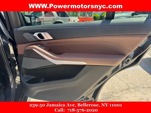 Used 2023 BMW X7 M60i w/ Executive Package AWD/4WD image 33