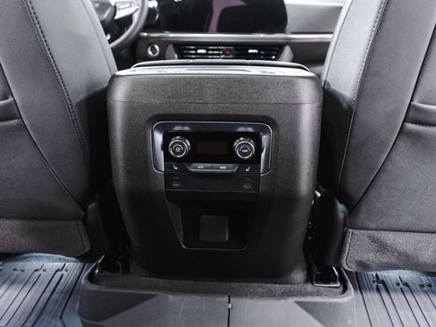 Used 2026 Chevrolet Tahoe RST w/ Comfort Package AWD/4WD image 34