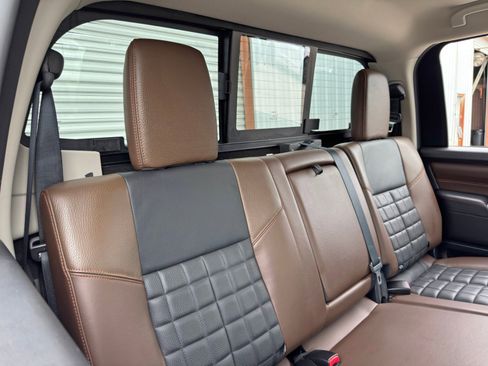 Used 2016 Nissan Titan Platinum Reserve image 37