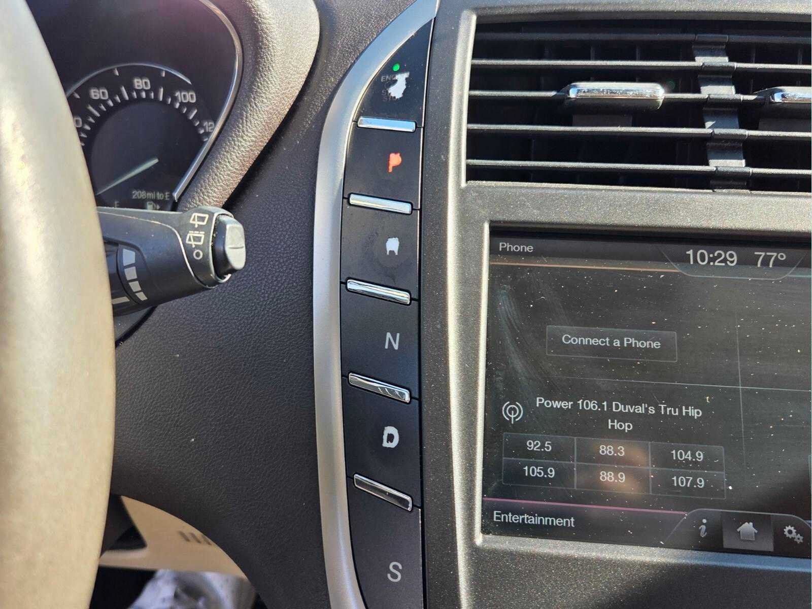 Used 2015 Lincoln MKC FWD w/ Equipment Group 101A Select image 27