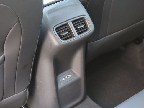Used 2023 Buick Envision Essence FWD image 18
