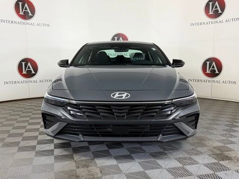 New 2026 Hyundai Elantra SEL Sport Premium FWD image 3