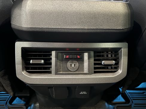 Used 2023 Ford F350 Lariat w/ Lariat Ultimate Package image 37